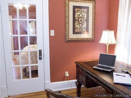 Robinwood Bed And Breakfast Little Rock Ruang foto