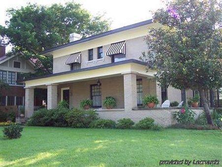 Robinwood Bed And Breakfast Little Rock Bagian luar foto