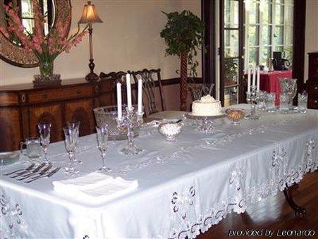 Robinwood Bed And Breakfast Little Rock Restoran foto